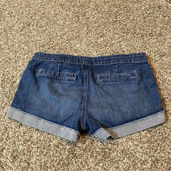 Forever 21 Shorts Size 28 - Picture 2 of 8